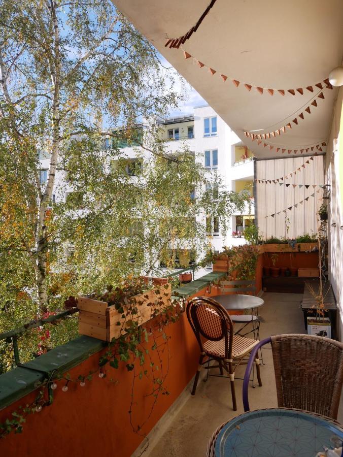 Private Room In The Centre Of Berlin Exteriör bild